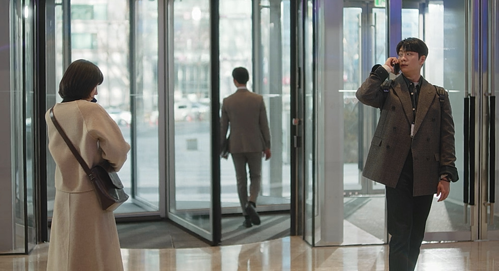 [이상한변호사우영우] 회사에 새로 들어온 직원이 하루종일 연락하는데 어떡하냐 | 인스티즈