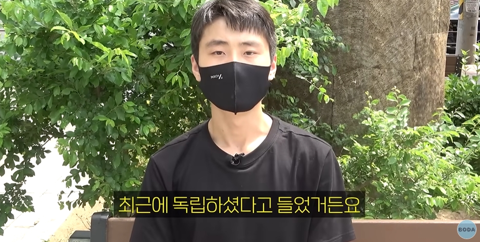 이마트에서 무제한 쇼핑해보는 북한군인 | 인스티즈