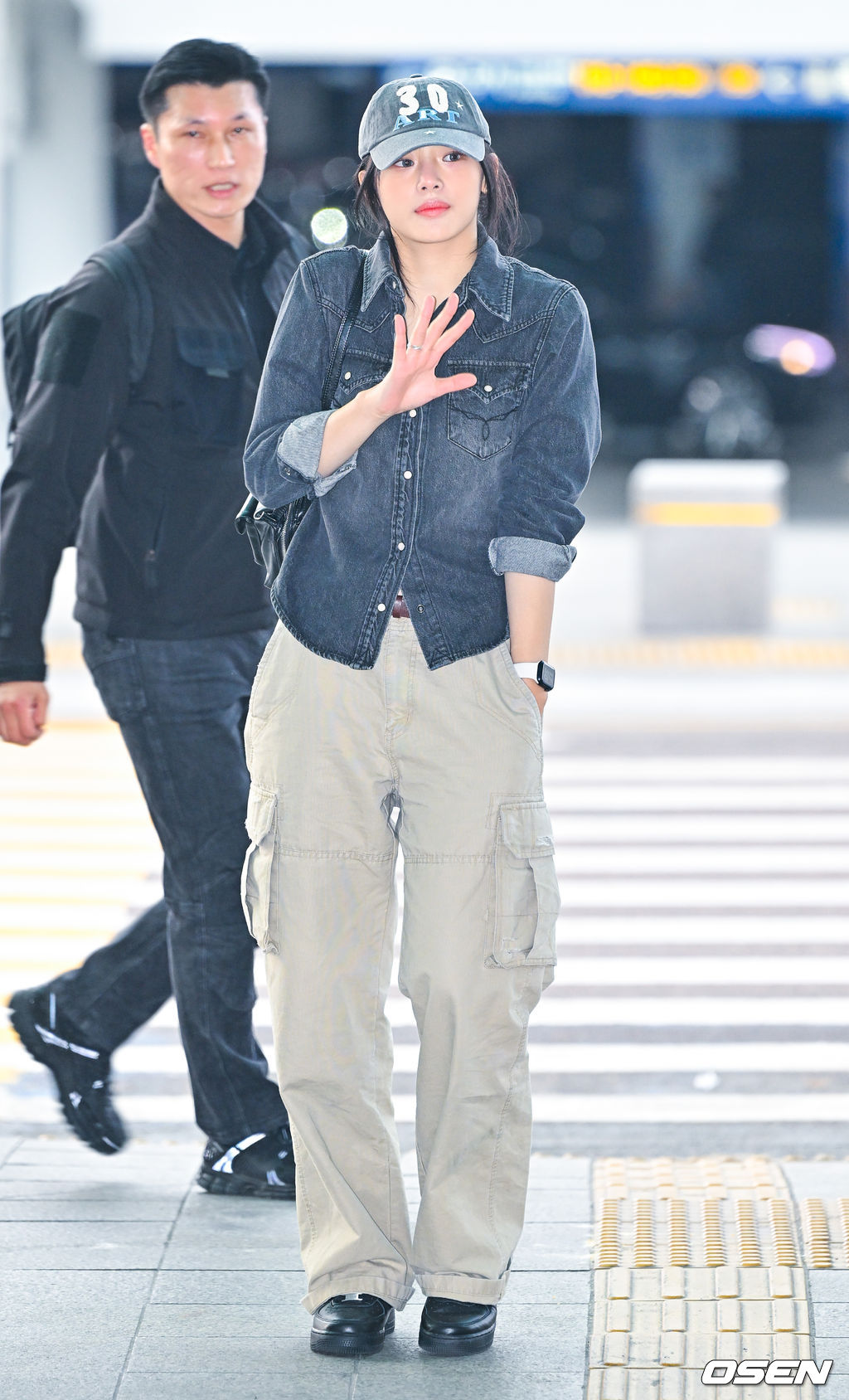 오늘자 힙하고 짱멋인 뉴진스 민지.jpg | 인스티즈