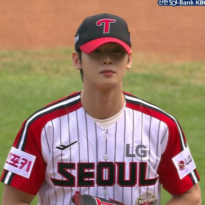 뭐야? 차은우 옆에 문보경 잡아줘도 돼? .twt | 인스티즈