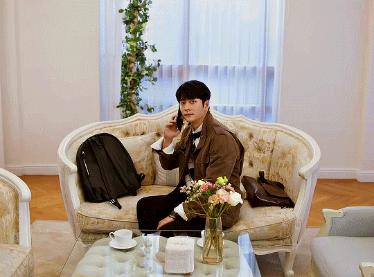 [이상한변호사우영우] 회사에 새로 들어온 직원이 하루종일 연락하는데 어떡하냐 | 인스티즈