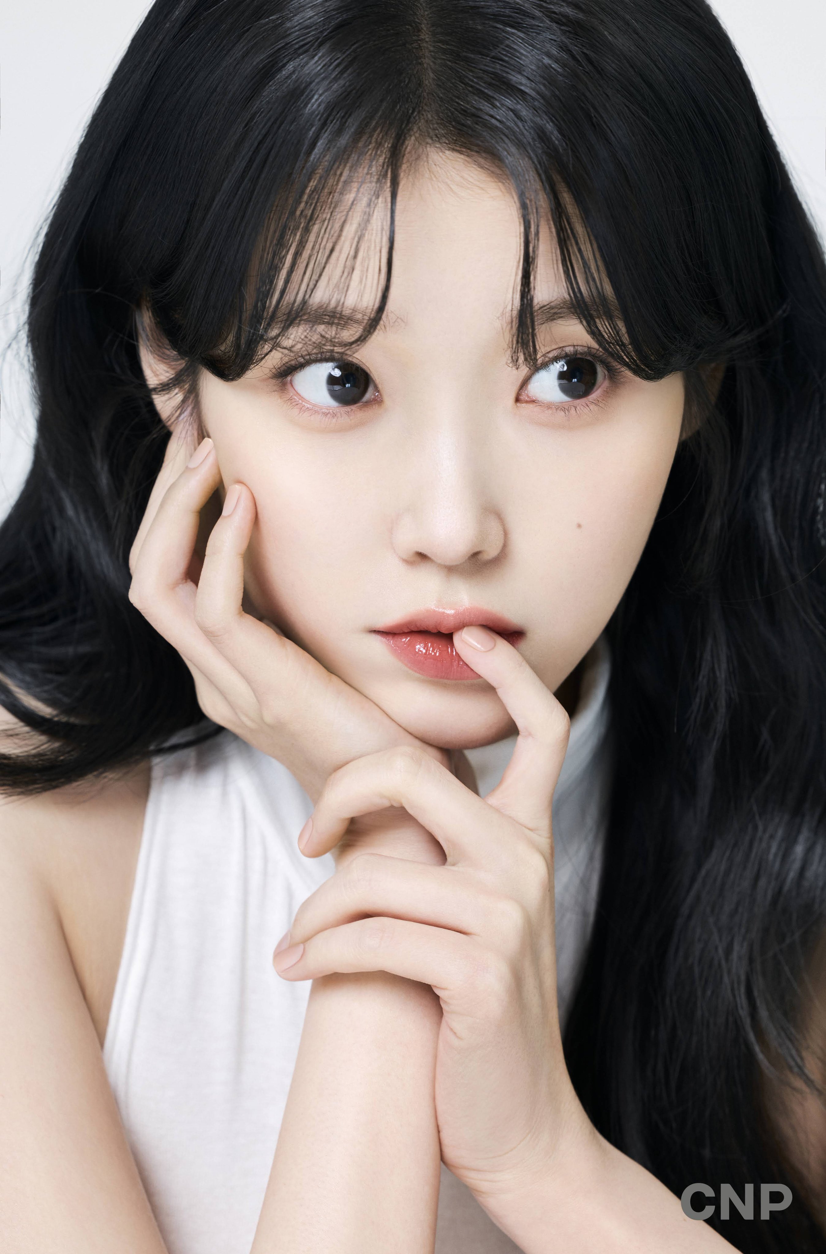 최근에 헤메샵 바뀐 거 같은 아이유.jpg | 인스티즈