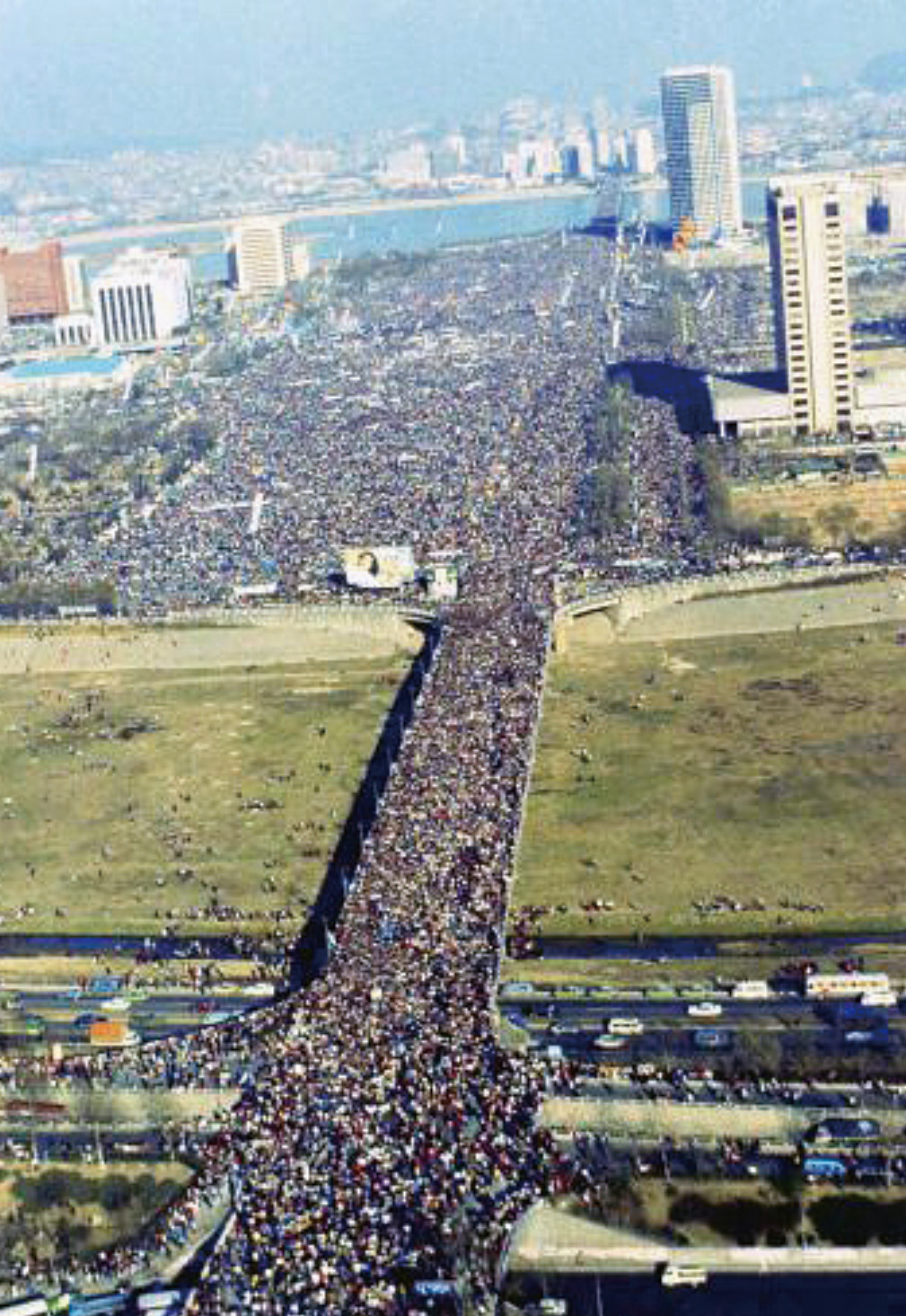 김대중 대통령 후보의 1987년 보라매공원 유세 (+1971년 장충단 유세사진) | 인스티즈