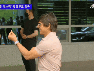 K-인사 짬바 오지는 오늘자 톰 크루즈ㅋㅋㅋ.gif | 인스티즈