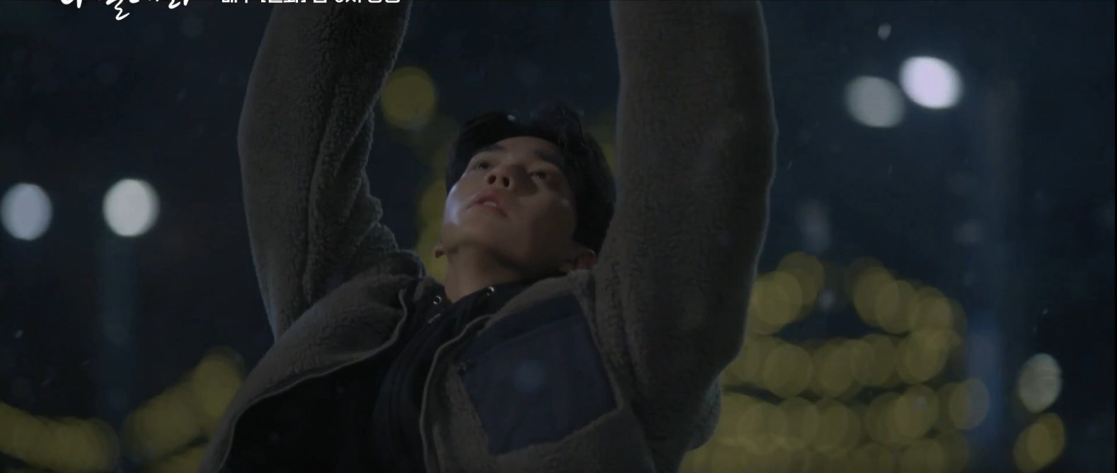 [나빌레라] 덕출 할아버지를 위해 눈오는 밤 길거리에서 발레하는 채록 | 인스티즈