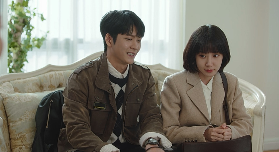 [이상한변호사우영우] 회사에 새로 들어온 직원이 하루종일 연락하는데 어떡하냐 | 인스티즈