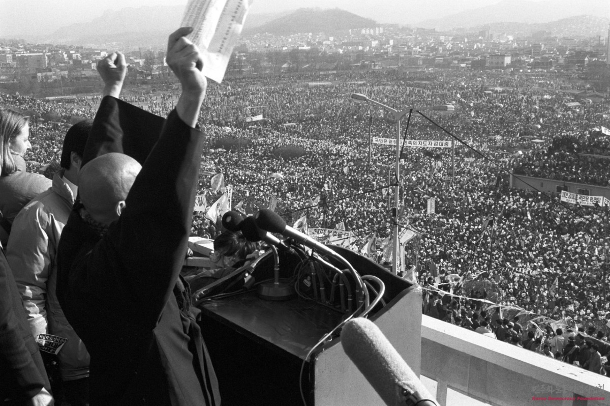 김대중 대통령 후보의 1987년 보라매공원 유세 (+1971년 장충단 유세사진) | 인스티즈