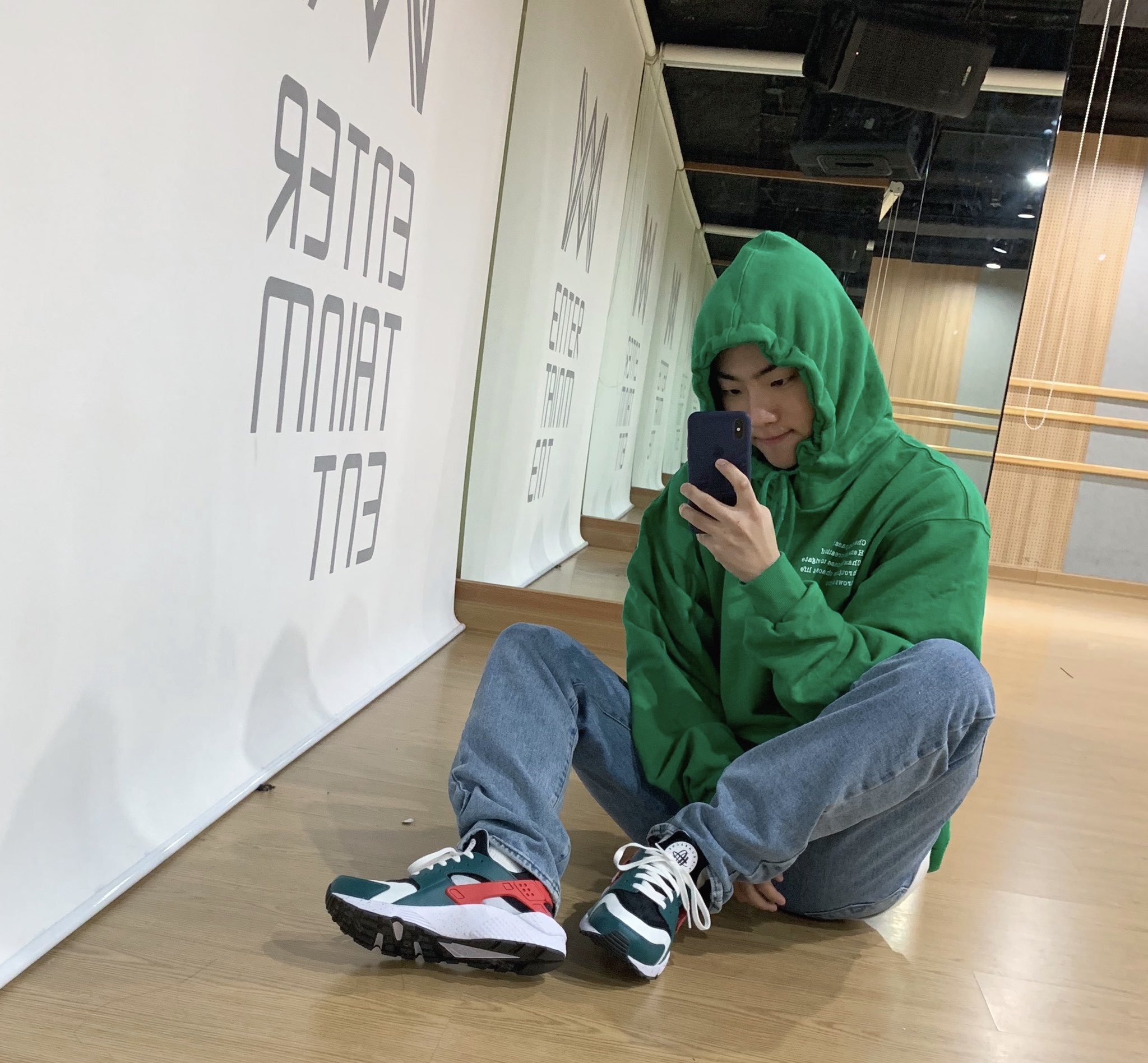인간 무신사처럼 입는 남돌.jpg (스압) | 인스티즈