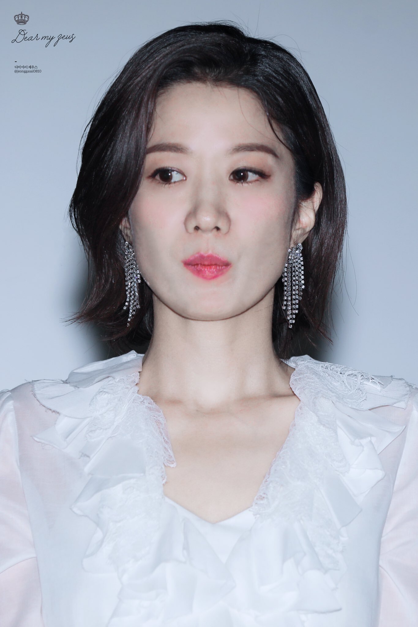 여배들 나이들면서 얼굴살빠지고 특유의 얼굴형이 나타나면서 볼도 약간 패이고 눈도 좀 더 짙어지고 얼굴에 삶의 무게가 조금씩 담기는데 | 인스티즈