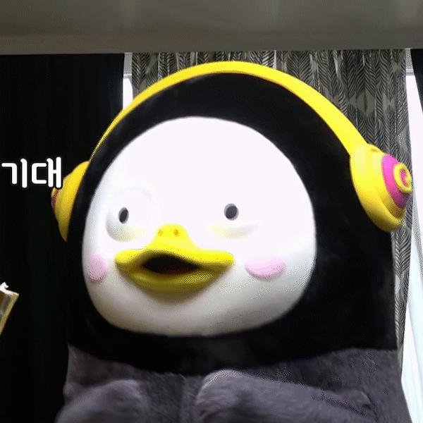 여주인공이 말 한마디 못하고 끝나는 자기소개 티저.gif | 인스티즈