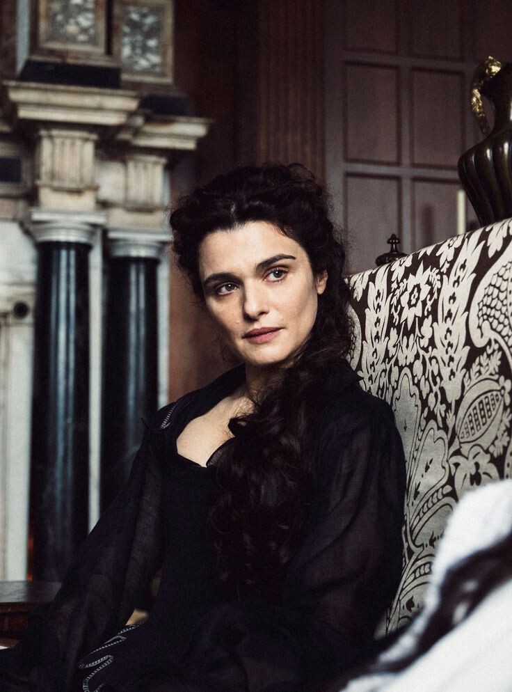 여배들 나이들면서 얼굴살빠지고 특유의 얼굴형이 나타나면서 볼도 약간 패이고 눈도 좀 더 짙어지고 얼굴에 삶의 무게가 조금씩 담기는데 | 인스티즈