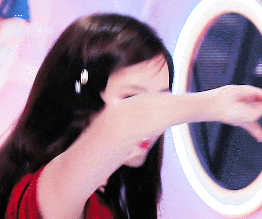 요즘 다방면으로 열일하는데 하는 것마다 반응 좋아보이는 여자 연예인.jpgif(데이터주의) | 인스티즈