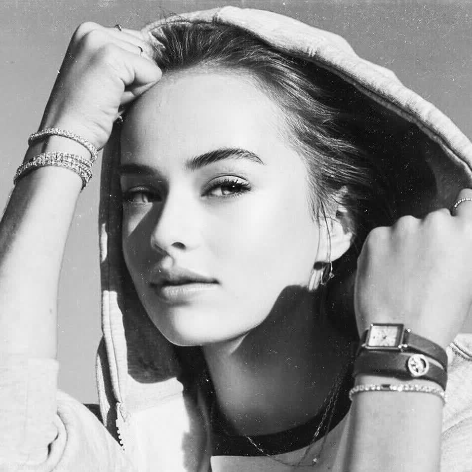 어려서부터 완성형 얼굴로 세계적으로 화제였던 어린이 모델 근황 | 인스티즈