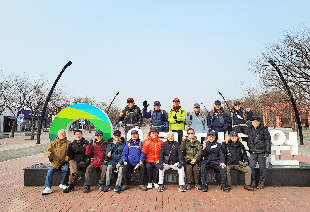휘문교우회 이미지