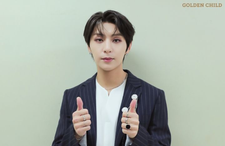 성윤 이미지