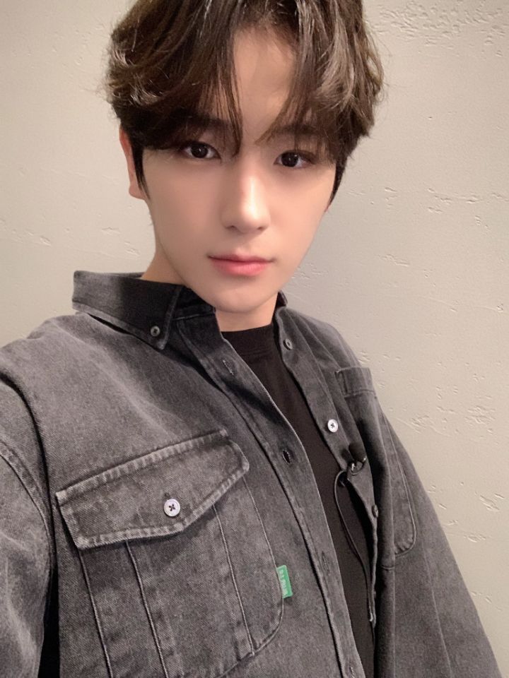 더보 이미지