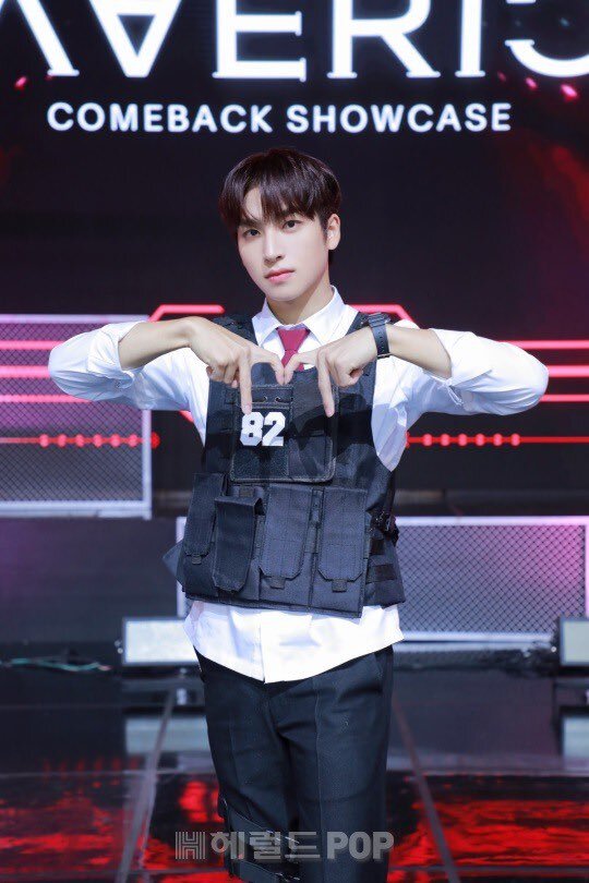 Y E O 이미지