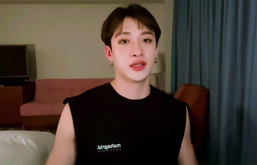 4년 동안 매주 브이앱 키는 아이돌 | 인스티즈