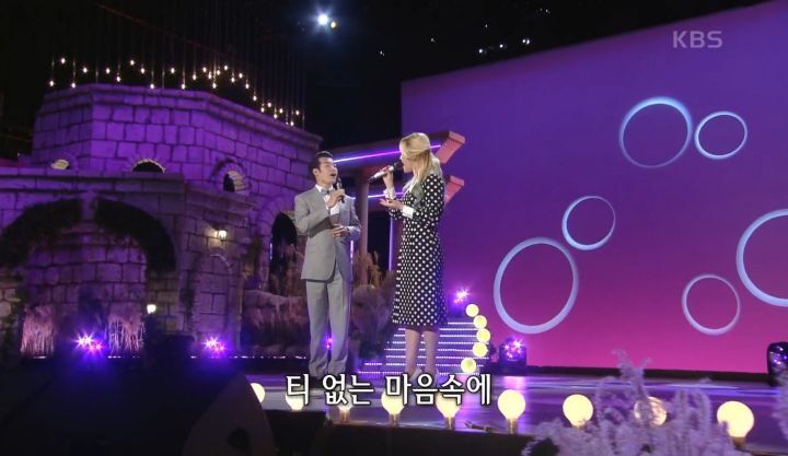 청실홍실 이미지