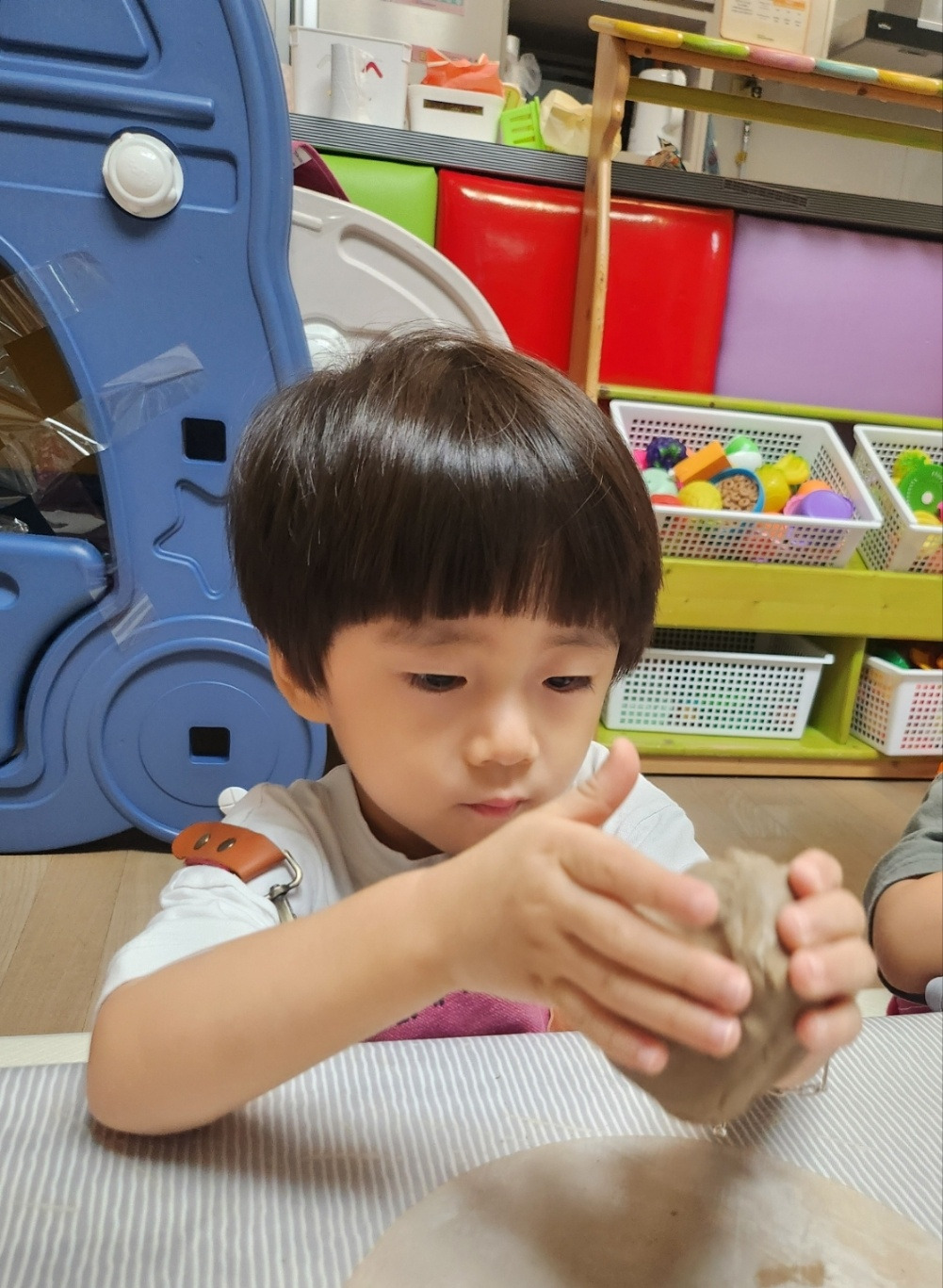 흙애서 이미지