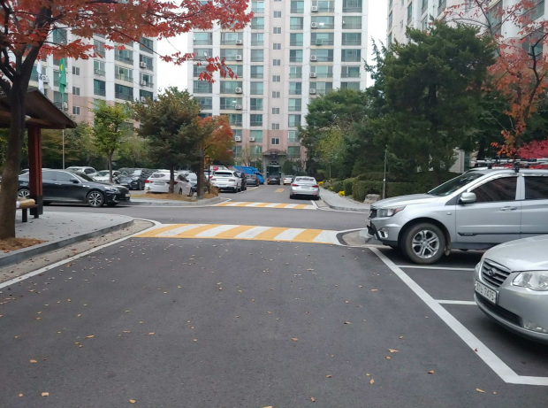 이충조은치과 이미지