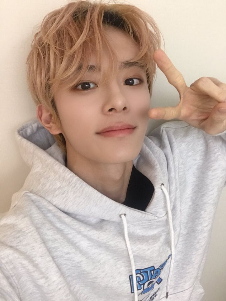 네일그리팅 이미지