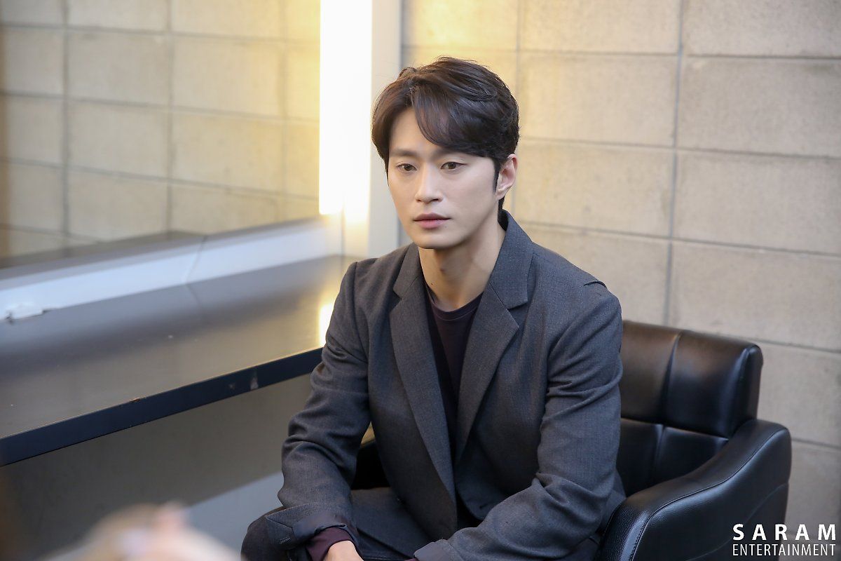 규 이미지