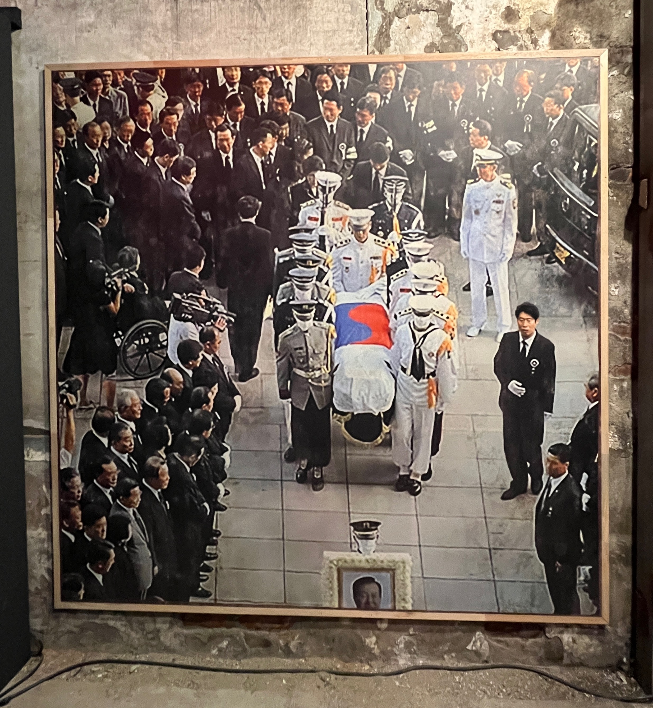 영화를 봤다면 한번쯤 가 볼 만한 영화 파묘 팝업스토어 | 인스티즈