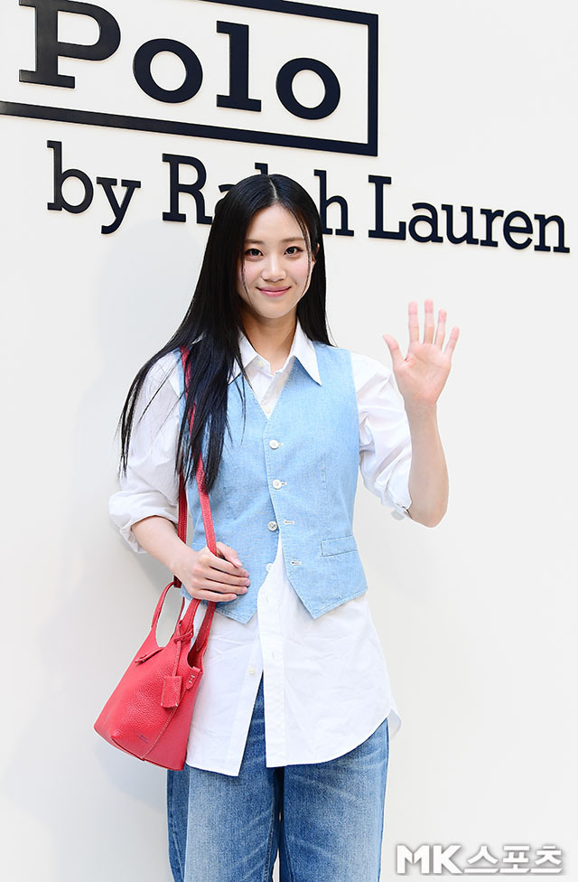 홍화연 이미지
