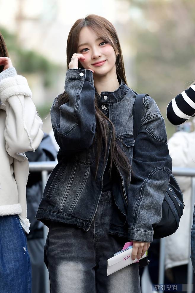 이지 이미지