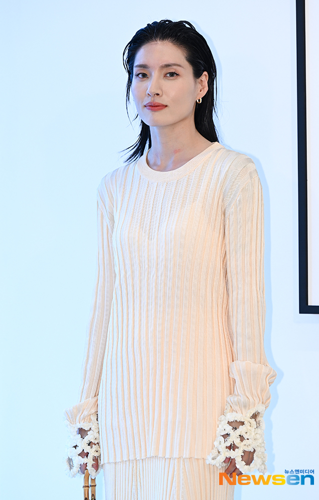 모니카 이미지