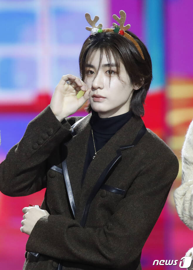 이한 이미지