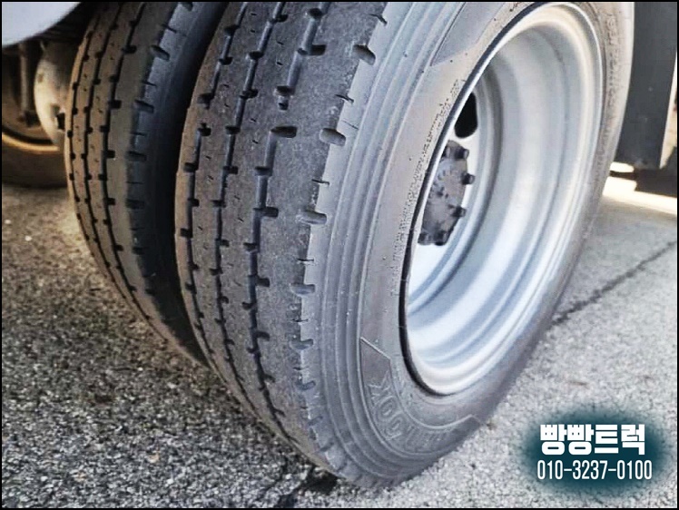 강릉중고타이어 이미지