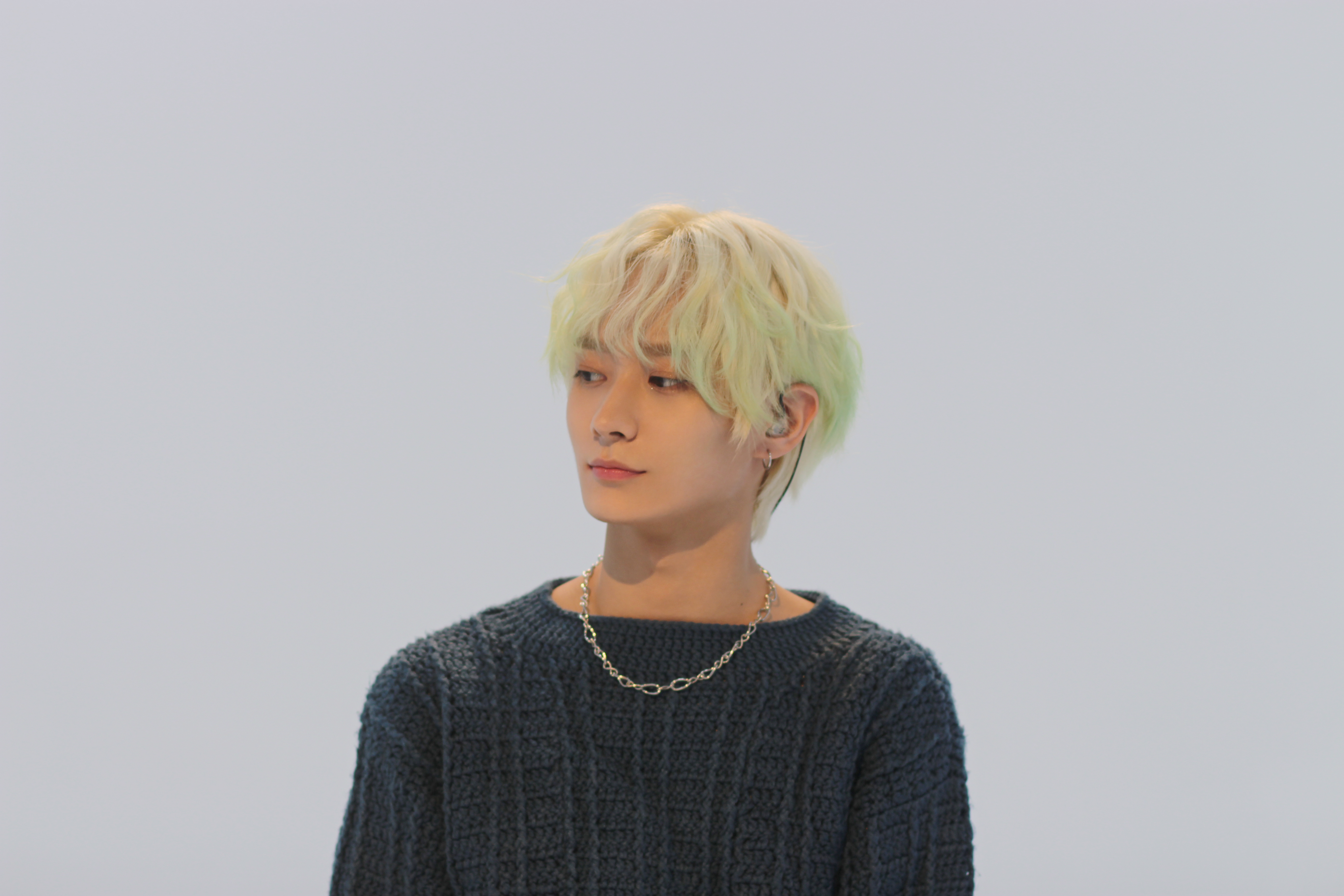 픽아웃 PICK OUT 이미지