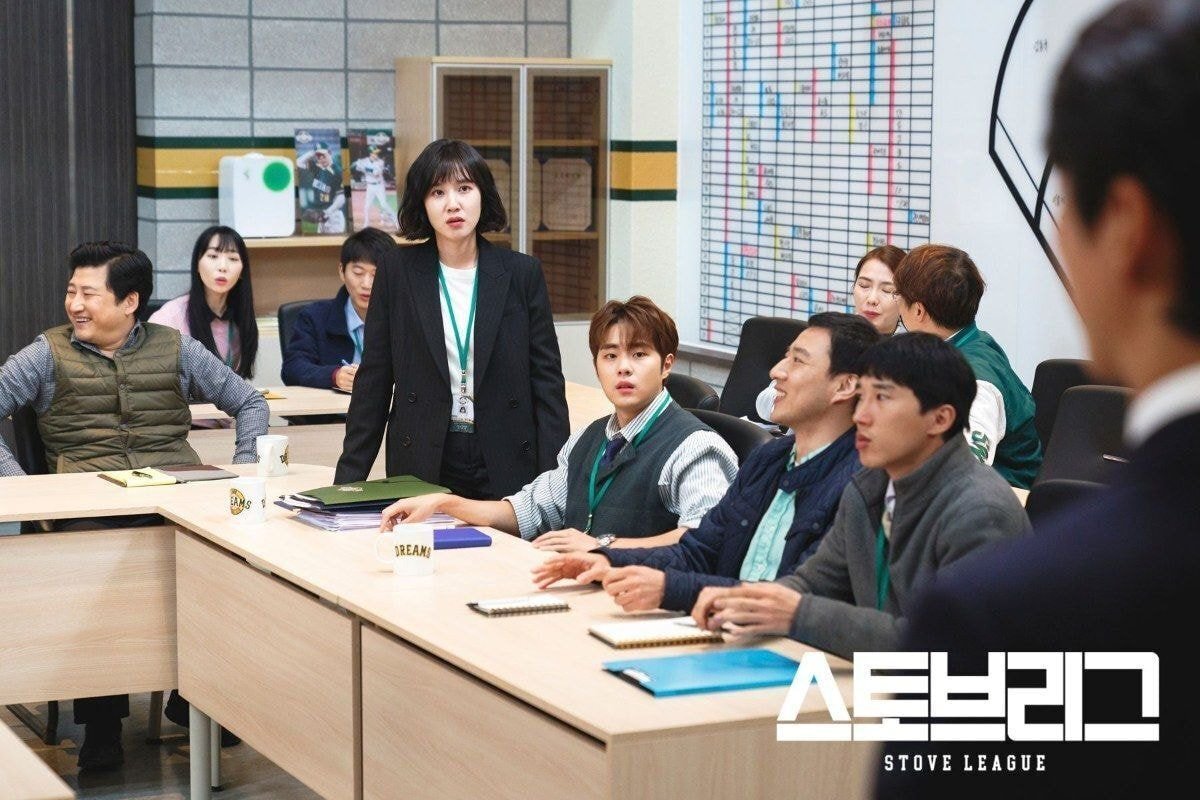 스토브리그에서 현실적이면서 깔끔하게 입고 나오는 박은빈 오피스룩 - 1 | 인스티즈