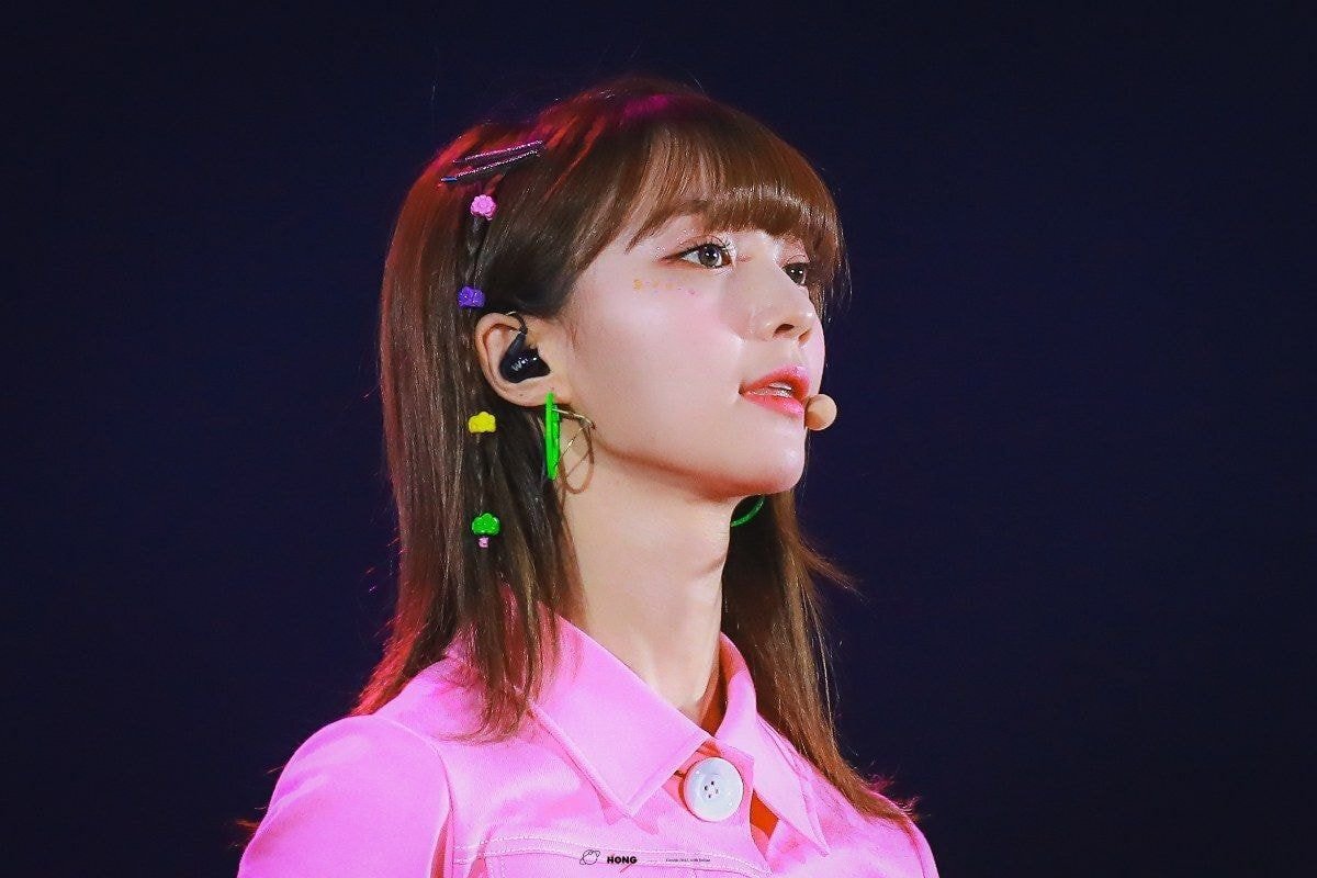 송진내가 화면밖까지 나는 세븐틴 조슈아 홈마가 찍은 오마이걸 비니 | 인스티즈