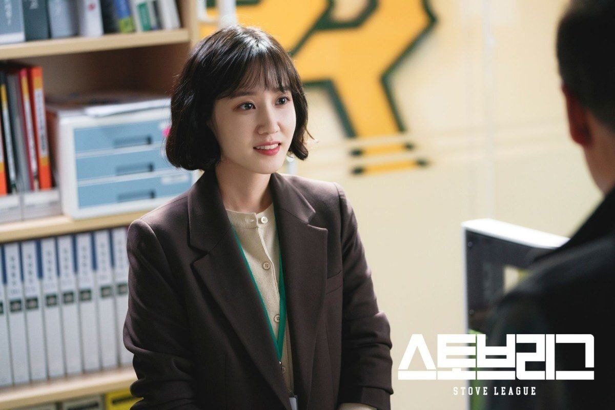 스토브리그에서 현실적이면서 깔끔하게 입고 나오는 박은빈 오피스룩 - 1 | 인스티즈