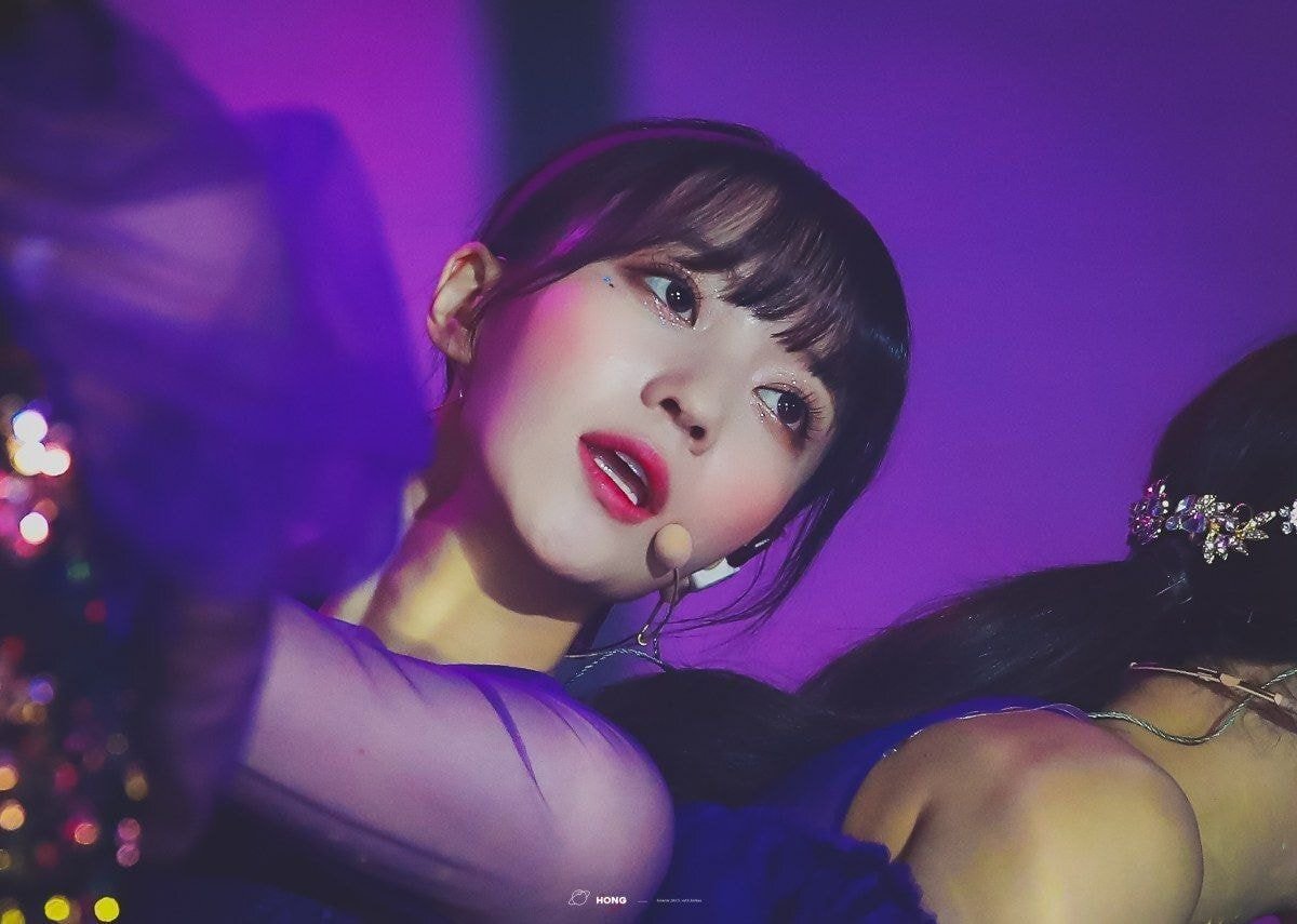 송진내가 화면밖까지 나는 세븐틴 조슈아 홈마가 찍은 오마이걸 비니 | 인스티즈