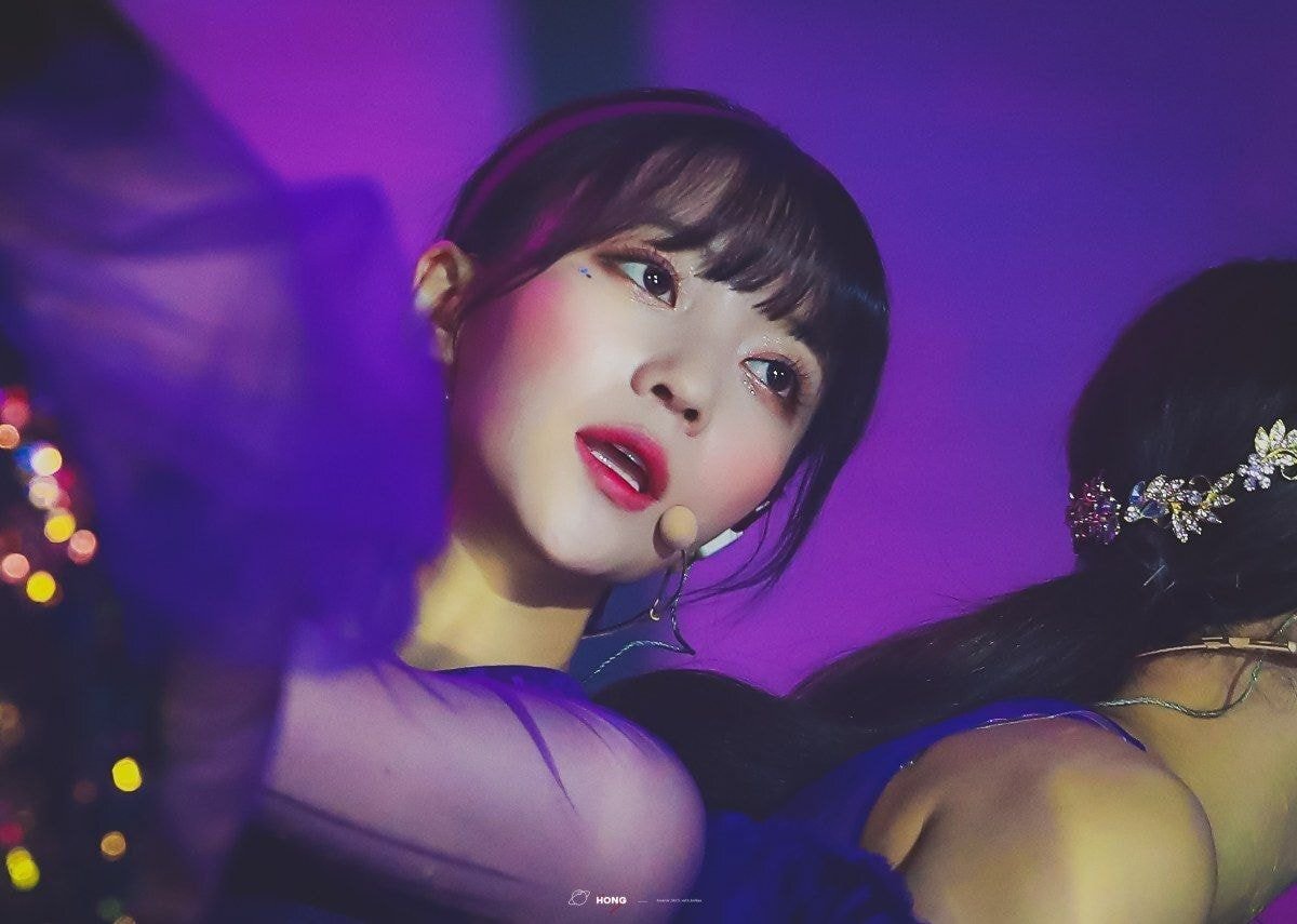 송진내가 화면밖까지 나는 세븐틴 조슈아 홈마가 찍은 오마이걸 비니 | 인스티즈