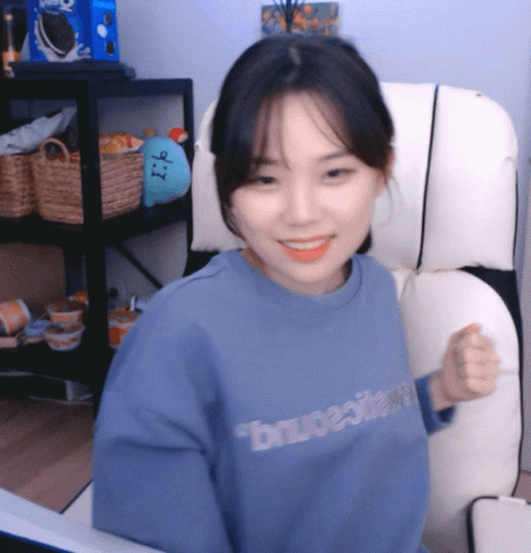 우정잉 은꼴 솔직히 이 시점에 은근히 감사한 분 - 잡담 - 우정잉 팬까페 잉친쓰