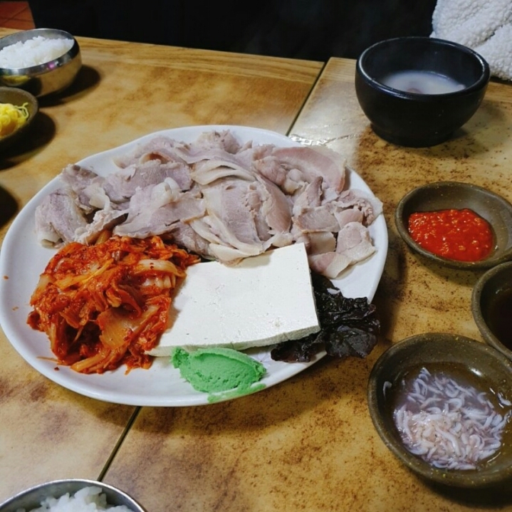 영진돼지국밥 이미지