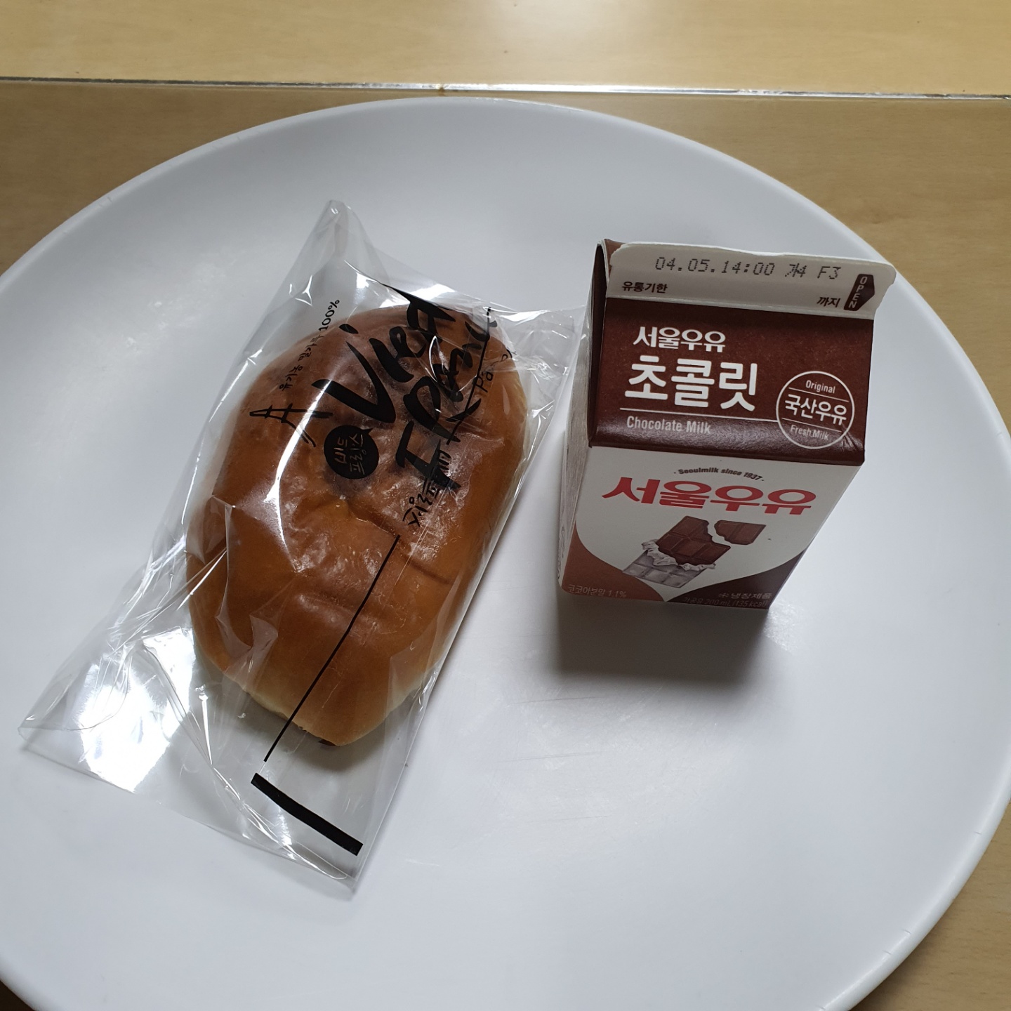 빵과야식 이미지
