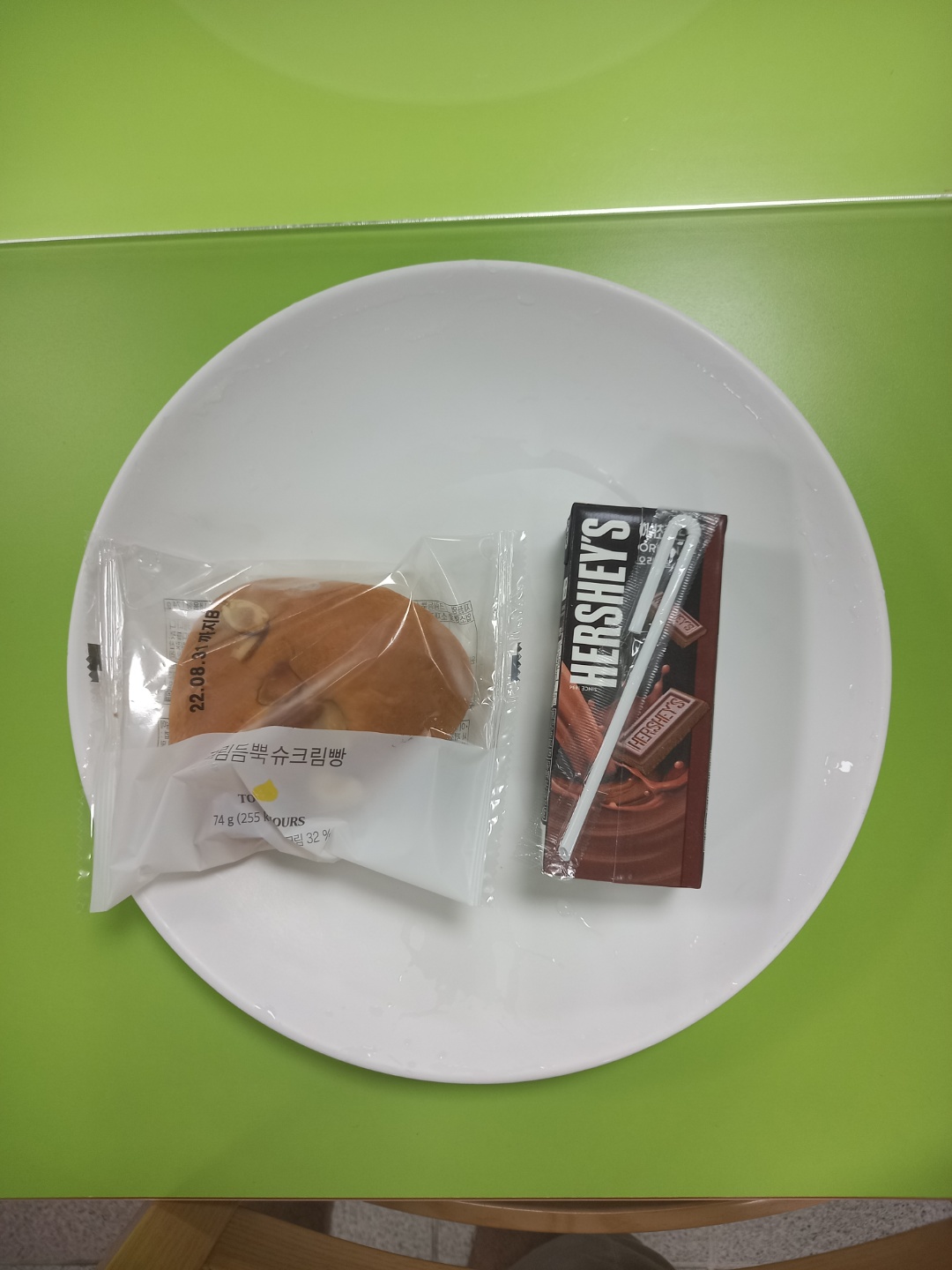 빵과야식 이미지
