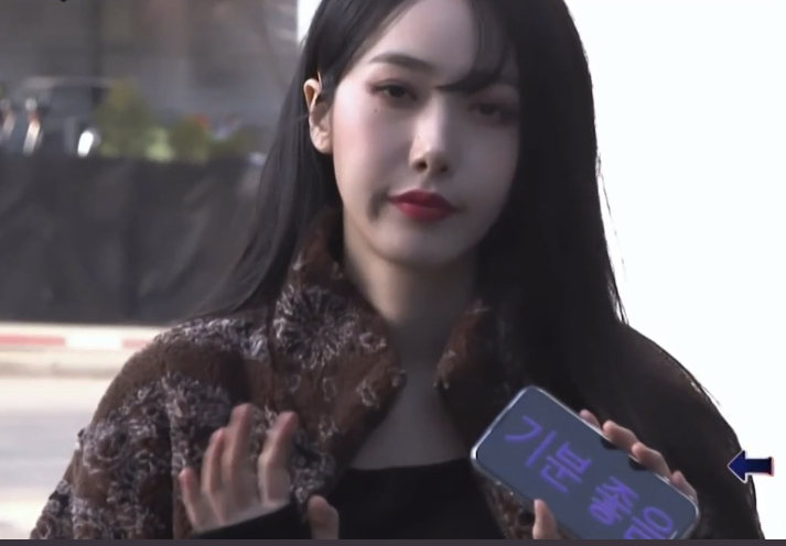 오늘자 엠넷 악편 방어하는 신비 | 인스티즈