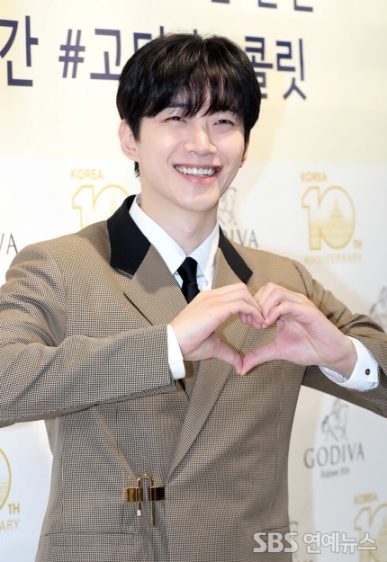 [단독] 장애인센터 측"이준호, 힘든 내색 없어 더 고마웠다" | 인스티즈