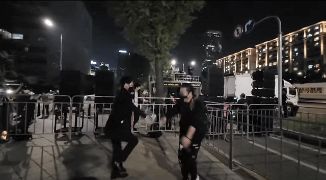 짤로보는 오늘 집회 | 인스티즈