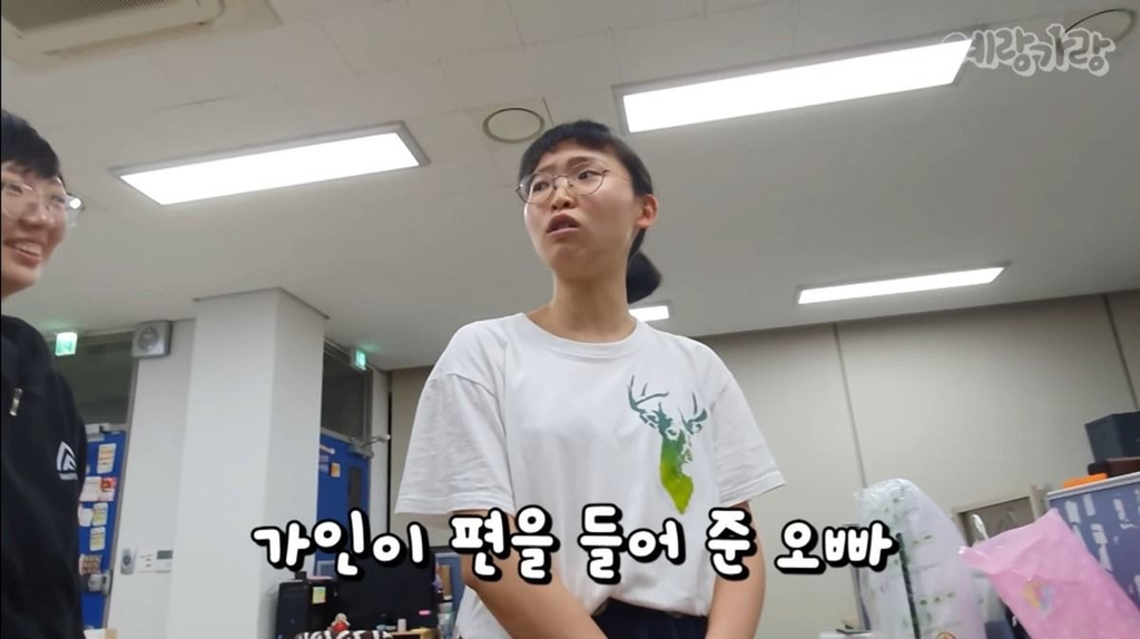 고2 딸이 갑자기 삭발하고 나타났을때 가족들(엄마 아빠 오빠) 반응 | 인스티즈