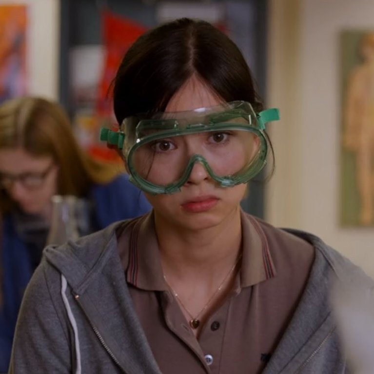 작품에서는 너드를 연기하지만 본체는 핫한 아시아계 배우들 | 인스티즈