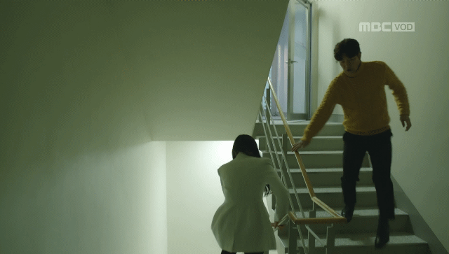 "제가 기자인데요....마라톤 하다가 어떤 여자랑 몸이 바꼈어요;" | 인스티즈