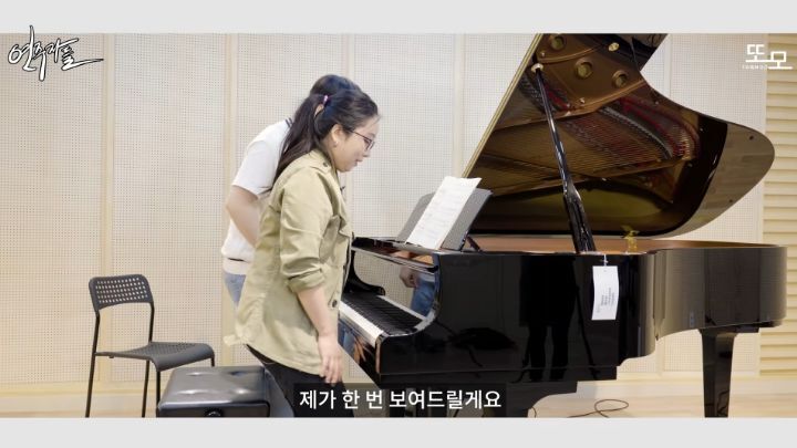 a54ef385e7af41cacffa4d6c1e0d0f019718c9de